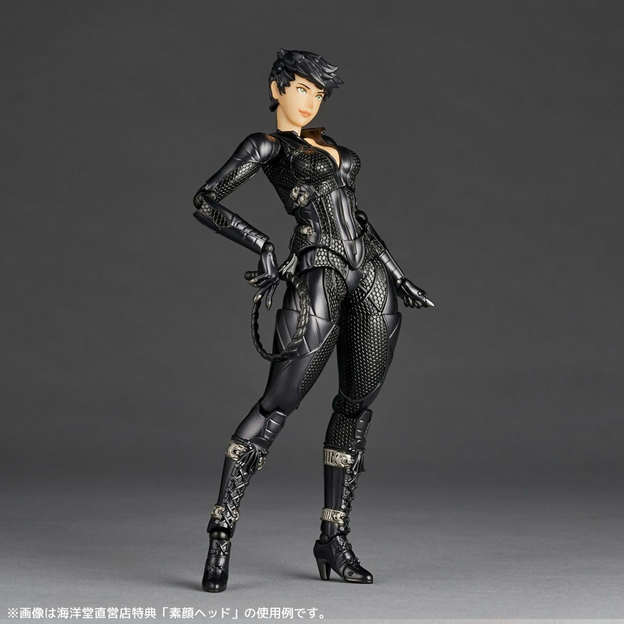 Batman: Arkham Knight Amazing Yamaguchi Revoltech NR022 Catwoman w/ Bonus Unmasked Head