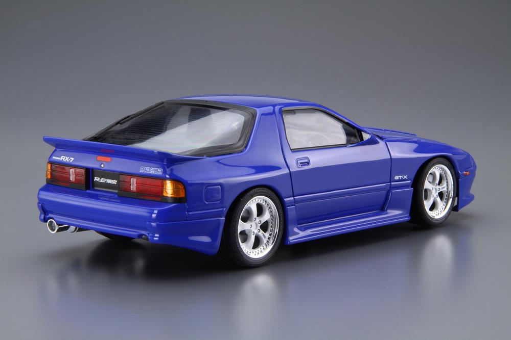 Mazda (1989) RE Amemiya FC3S Savanna RX-7 1/24 Scale Model Kit