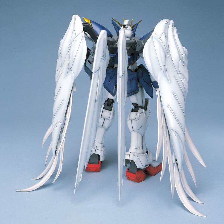 Gundam Wing: Endless Waltz PG Wing Gundam Zero Custom 1/60 Scale Model Kit