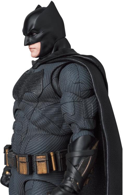 PRE-ORDER - Zack Snyder's Justice League MAFEX No.222 Batman