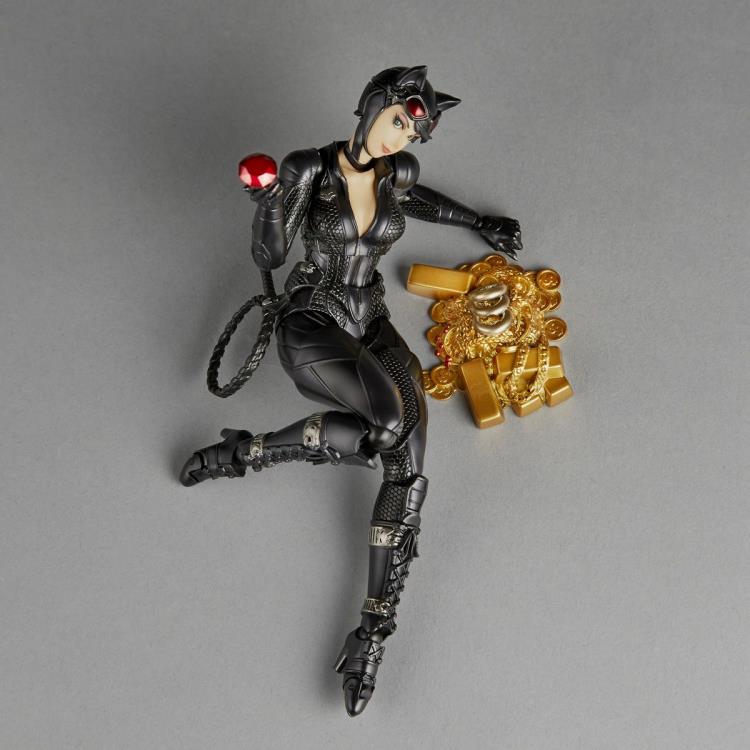 Batman: Arkham Knight Amazing Yamaguchi Revoltech NR022 Catwoman w/ Bonus Unmasked Head