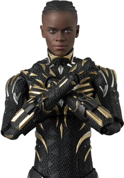 PRE-ORDER: Black Panther: Wakanda Forever MAFEX No.275 Black Panther Action Figure