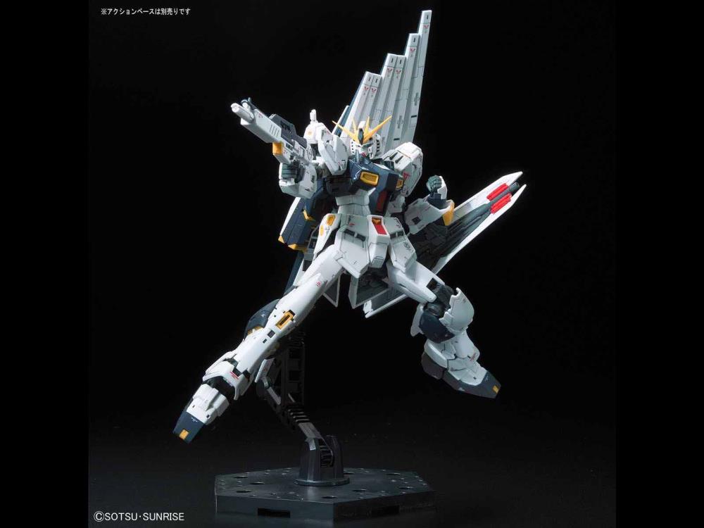 Mobile Suit Gundam: Char's Counterattack RG Nu Gundam 1/144 Scale Model Kit