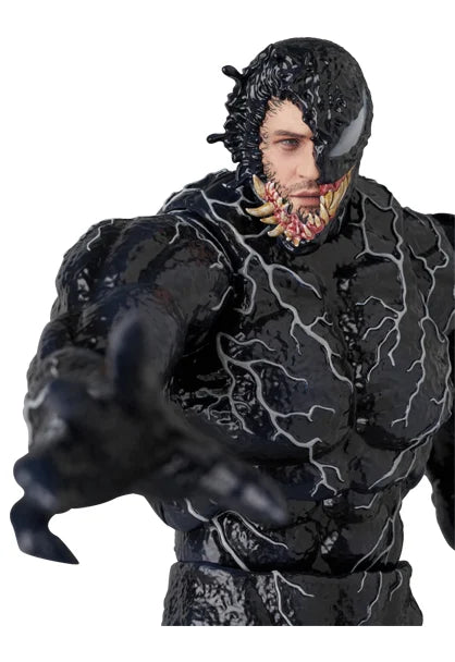 PRE-ORDER: Venom: Let There Be Carnage MAFEX No.282 Venom Action Figure