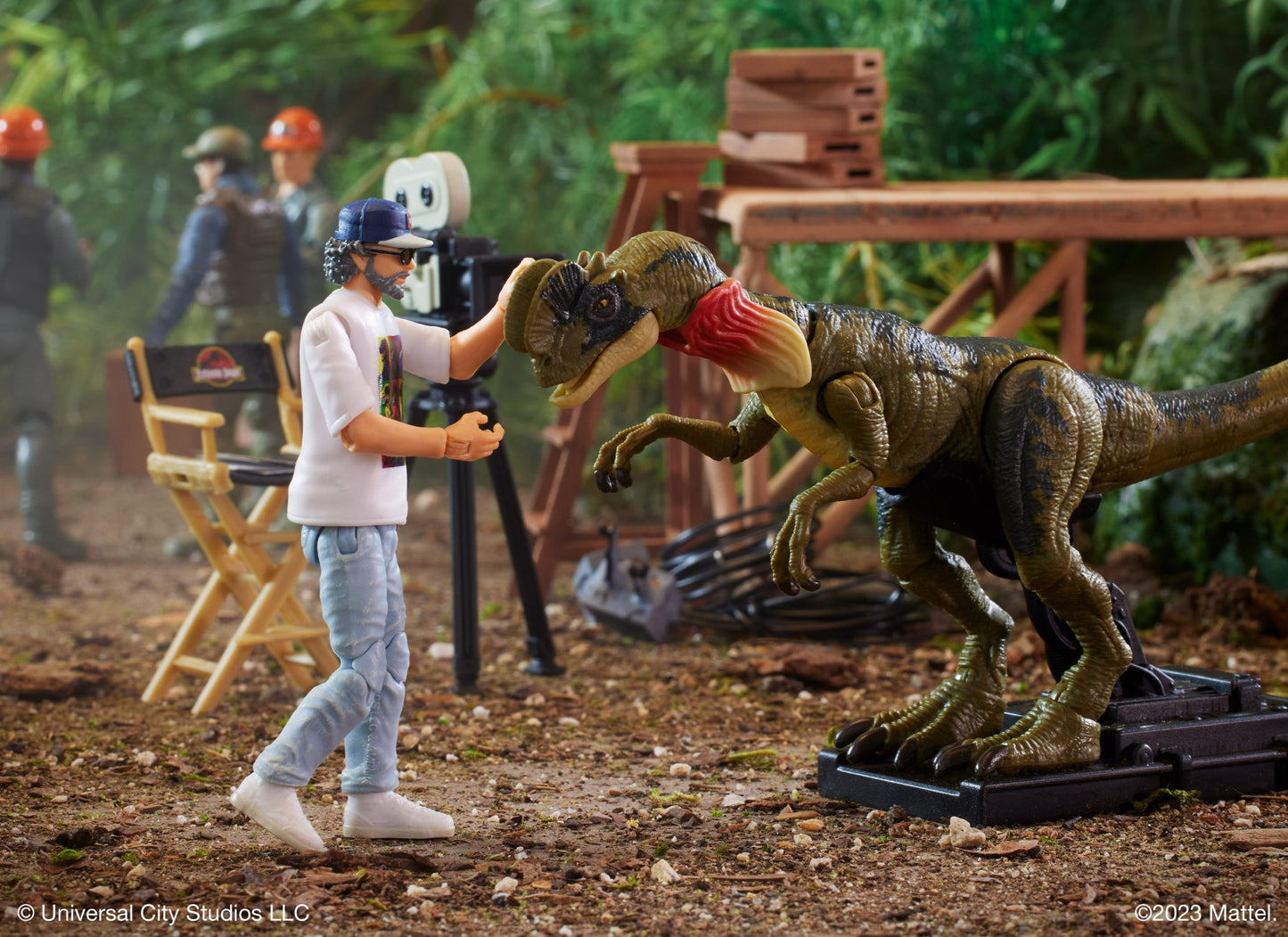 Jurassic Park: The Hammond Collection “Man Creates Dinosaurs” Steven Spielberg Figure.