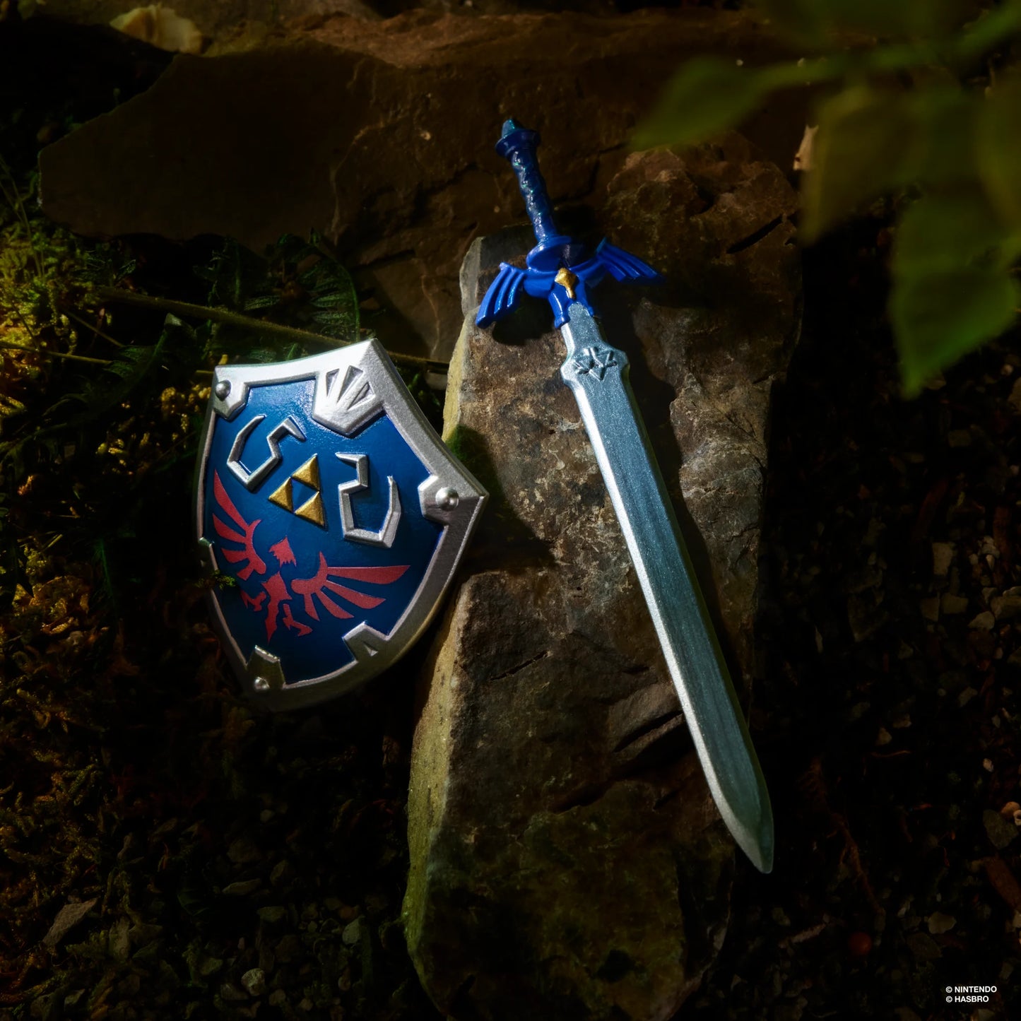 Pre-Order - The Legend of Zelda: Tears of the Kingdom Heroes of Hyrule Link Action Figure