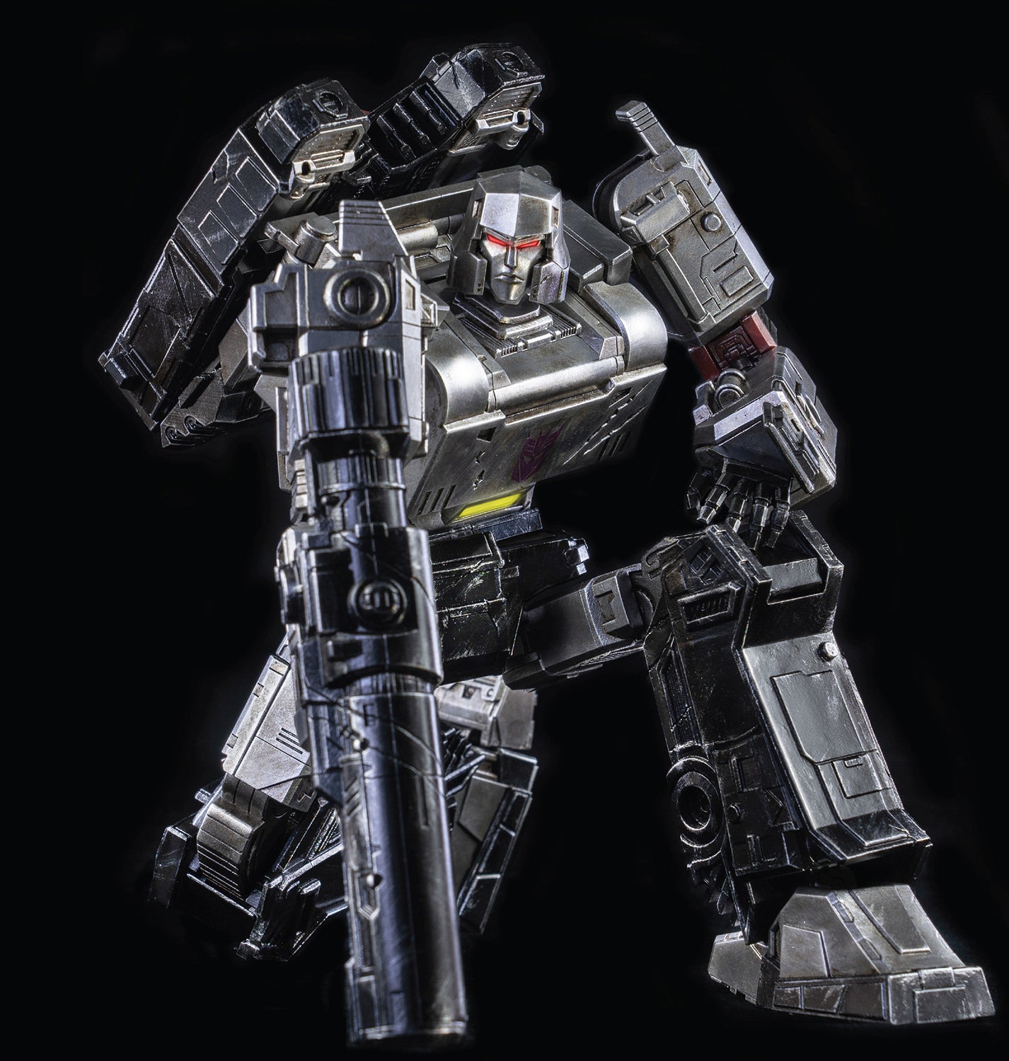 Transformers: War for Cybertron Trilogy DLX Scale Collectible Series Megatron - Reissue