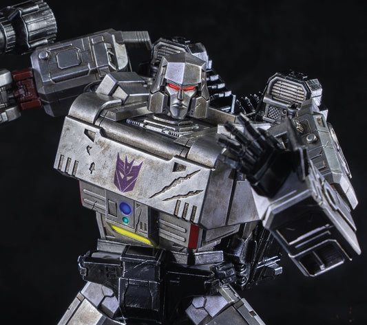 Transformers: War for Cybertron Trilogy DLX Scale Collectible Series Megatron - Reissue
