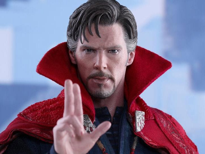 Doctor Strange MMS387 Doctor Strange 1/6th Scale Collectible Figure