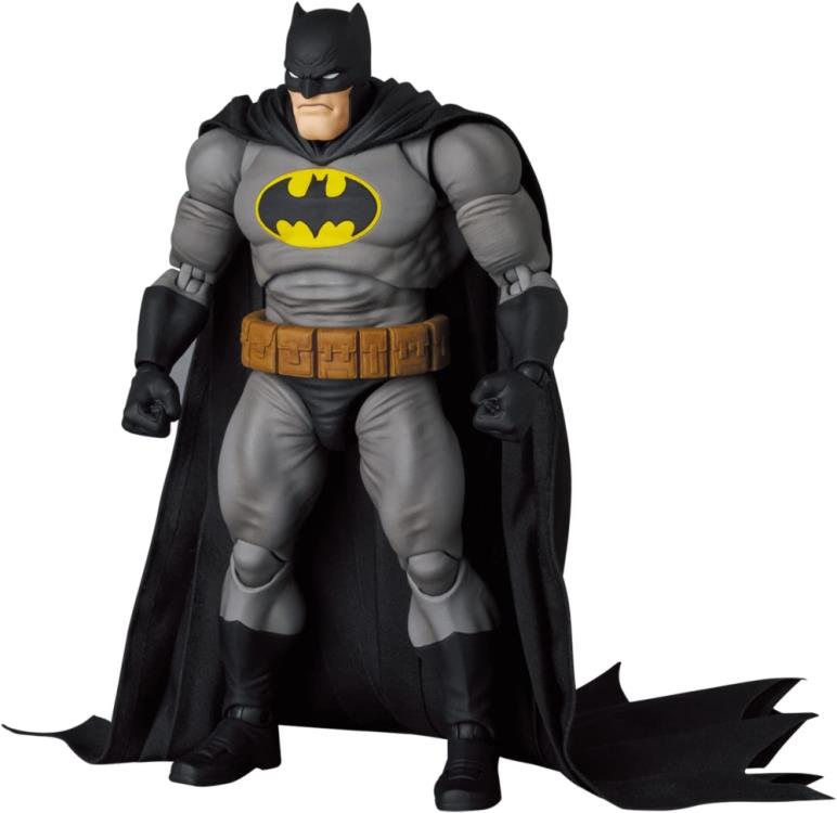 PRE-ORDER - The Dark Knight Returns MAFEX No.204 Batman & Horse