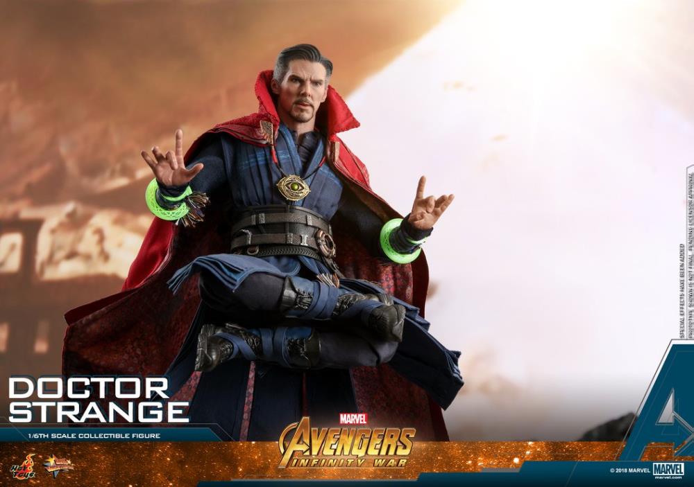 Avengers: Infinity War MMS484 Doctor Strange 1/6th Scale Collectible Figure