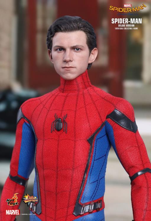 Spider-Man: Homecoming MMS425 Spider-Man 1/6th Scale Collectible Figure