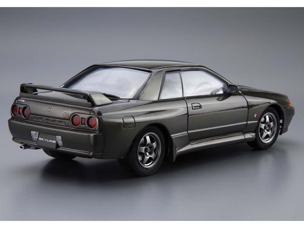 Nissan (1989) BNR32 Skyline GT-R 1/24 Scale Model Kit