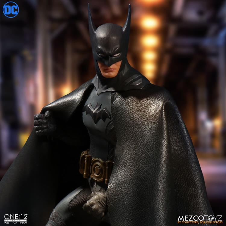 DC Comics One:12 Collective Batman Ascending Knight Mezco Exclusive