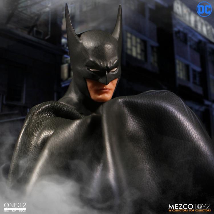 DC Comics One:12 Collective Batman Ascending Knight Mezco Exclusive