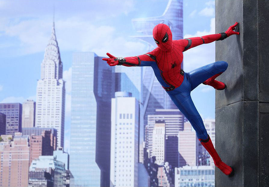 Spider-Man: Homecoming MMS425 Spider-Man 1/6th Scale Collectible Figure