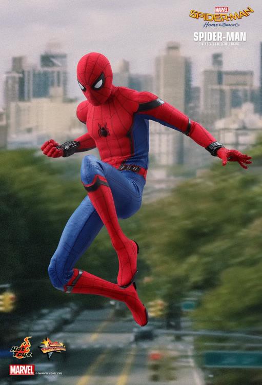 Spider-Man: Homecoming MMS425 Spider-Man 1/6th Scale Collectible Figure