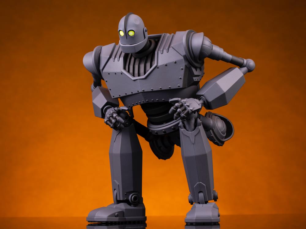 The Iron Giant Mondo Mecha Iron Giant Figure