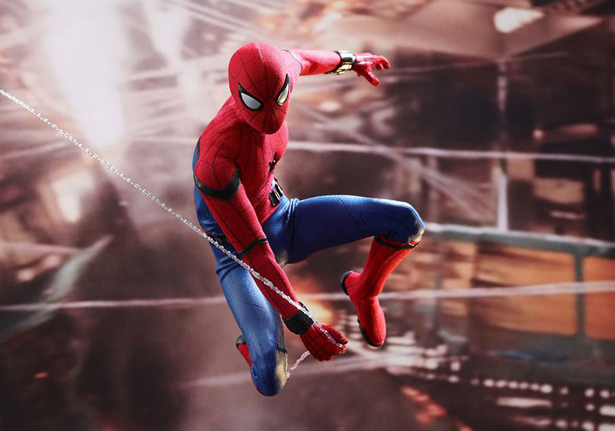 Spider-Man: Homecoming MMS425 Spider-Man 1/6th Scale Collectible Figure