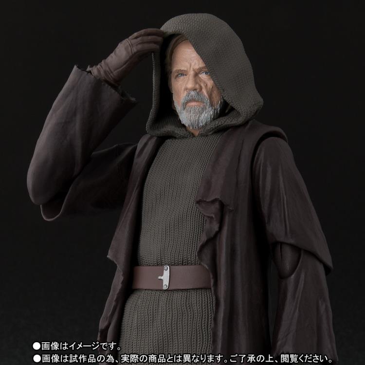 Star Wars S.H.Figuarts Luke Skywalker (The Last Jedi) Exclusive