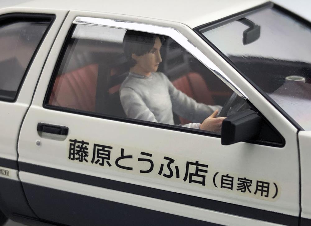 Initial D Takumi Fujiwara's AE86 Trueno (Project D Ver.) 1/24 Scale Model Kit & Figure