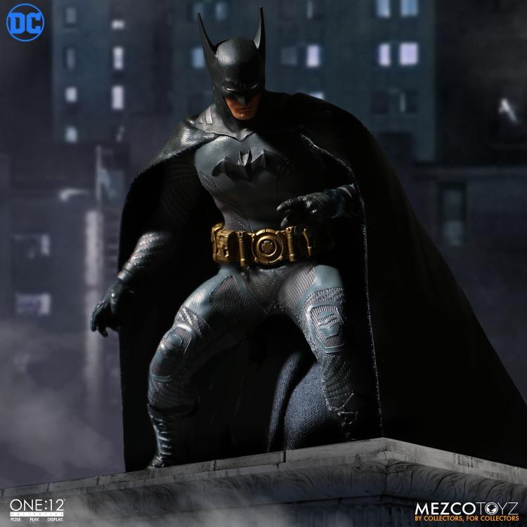 DC Comics One:12 Collective Batman Ascending Knight Mezco Exclusive