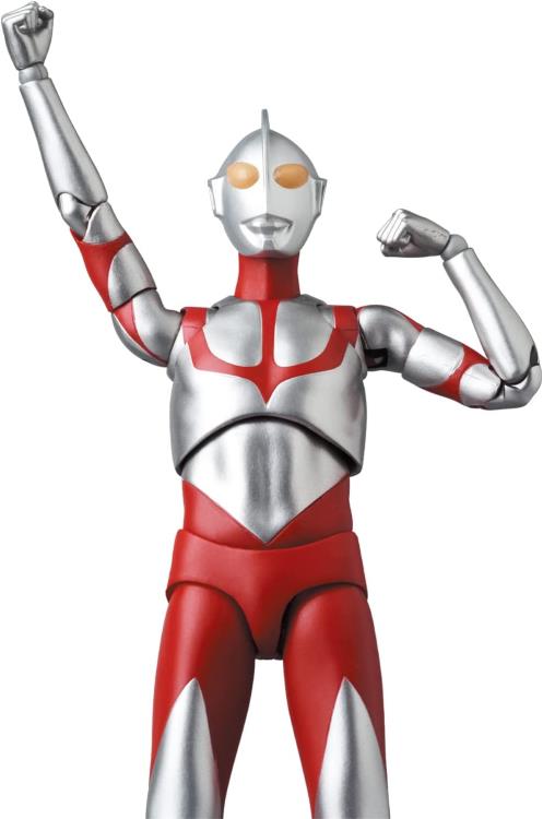 PRE-ORDER - Shin Ultraman MAFEX No.207 Ultraman (Deluxe Ver.)