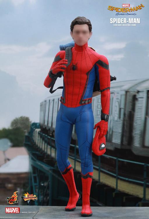 Spider-Man: Homecoming MMS425 Spider-Man 1/6th Scale Collectible Figure