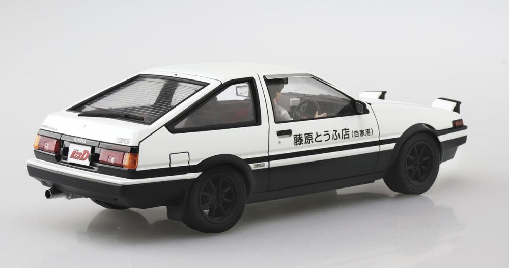 Initial D Takumi Fujiwara's AE86 Trueno (Project D Ver.) 1/24 Scale Model Kit & Figure
