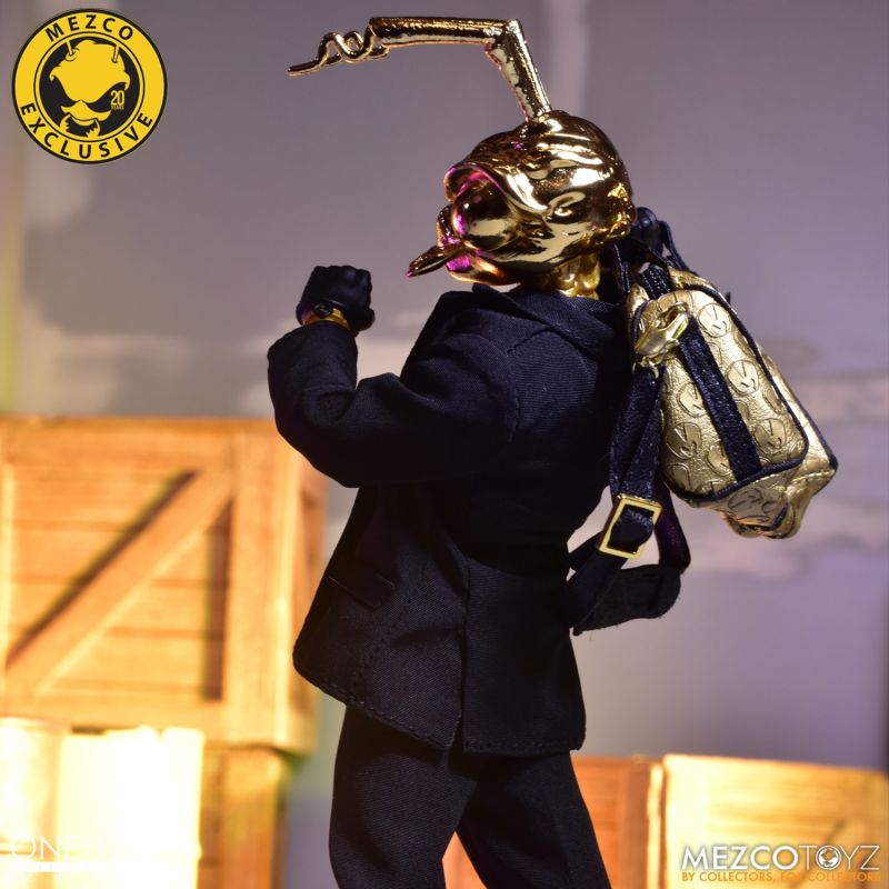 One:12 Collective Gomez: The Roach with the Golden Head w/Lunch Box