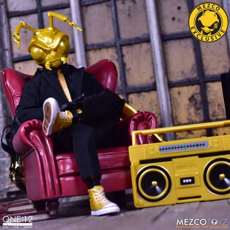 One:12 Collective Gomez: The Roach with the Golden Head w/Lunch Box
