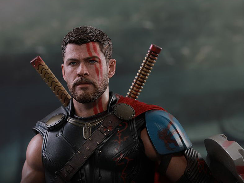 Thor: Ragnarok MMS445 Gladiator Thor (Deluxe Ver.) 1/6th Scale Collectible Figure