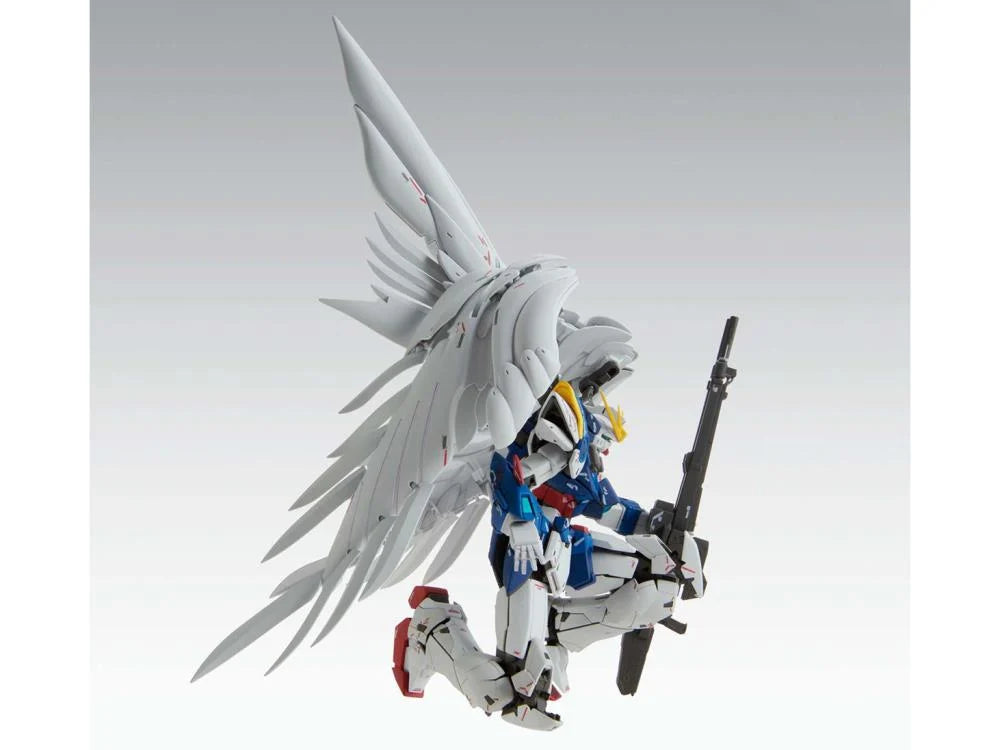 Gundam Wing: Endless Waltz MG Wing Gundam Zero EW (Ver.Ka) 1/100 Scale Model Kit