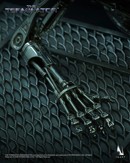 Pre-Order: The Terminator InArt T-800 Endoskeleton 1/6 Scale Collectible Action Figure