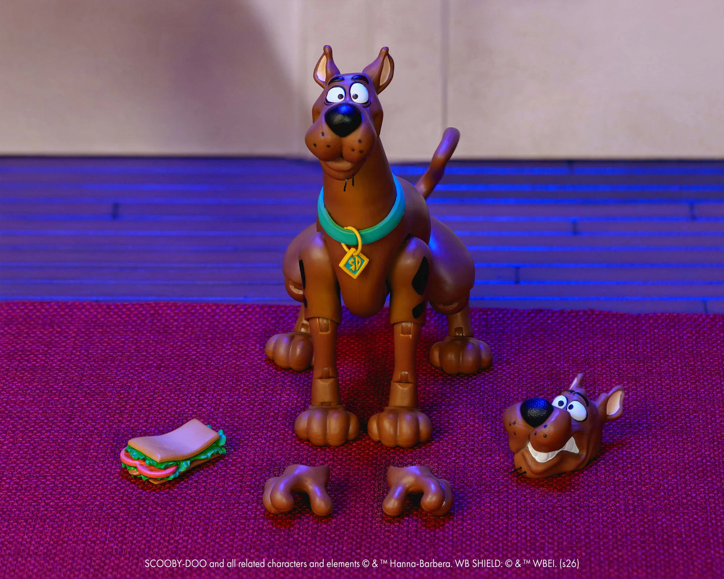 Pre-Order: Scooby-Doo Scooby-Doo 1/12 Scale Action Figure