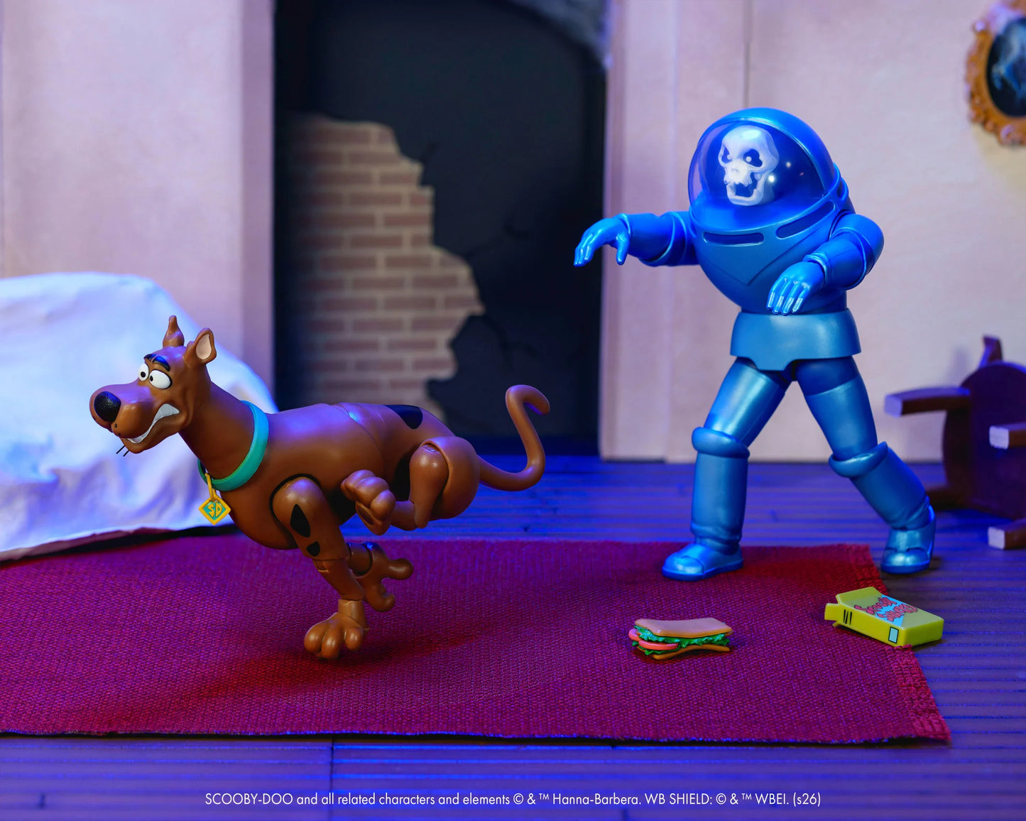Pre-Order: Scooby-Doo Scooby-Doo 1/12 Scale Action Figure
