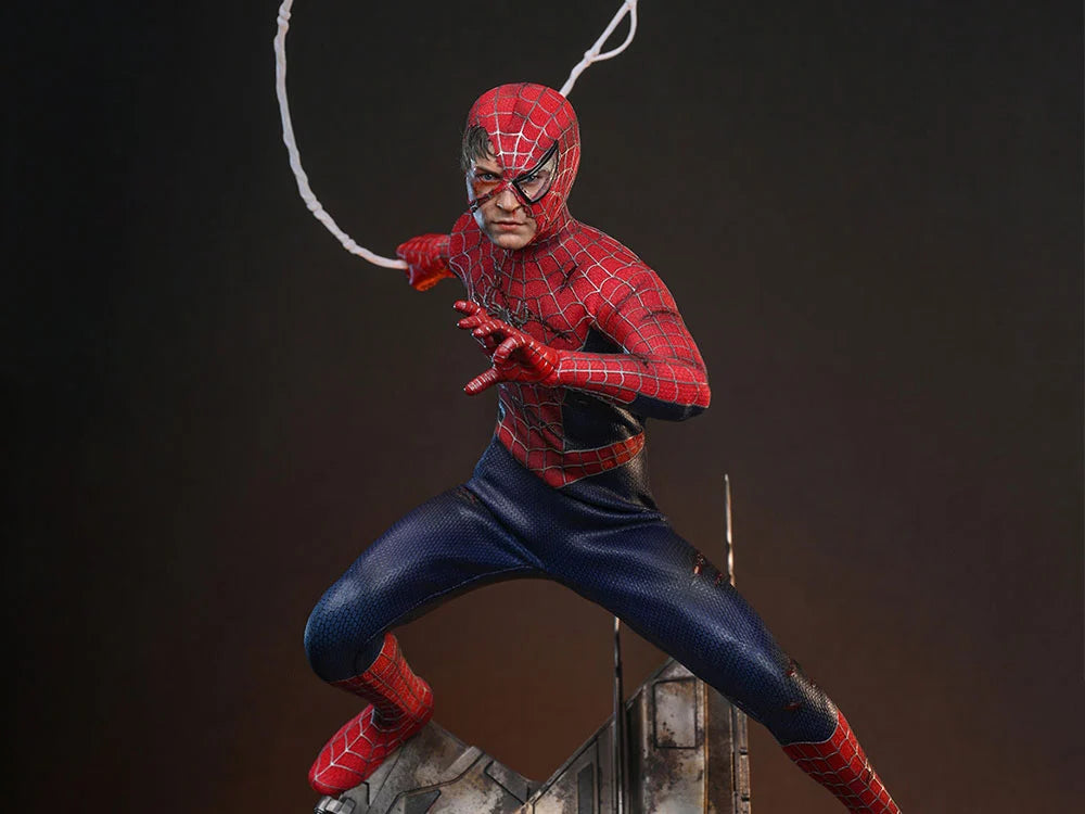 Pre-Order - Spider-Man (2002) MMS859 Spider-Man (Battle Damaged Ver.) 1/6th Scale Collectible Figure