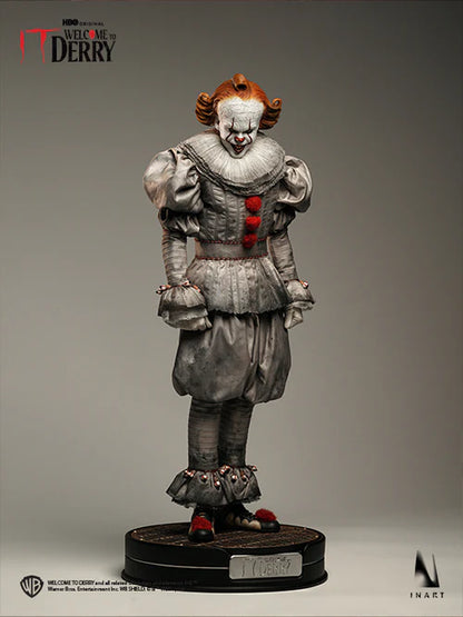 Pre-Order: IT: Welcome to Derry Season 1 - Pennywise 1/6 Collectible Figure