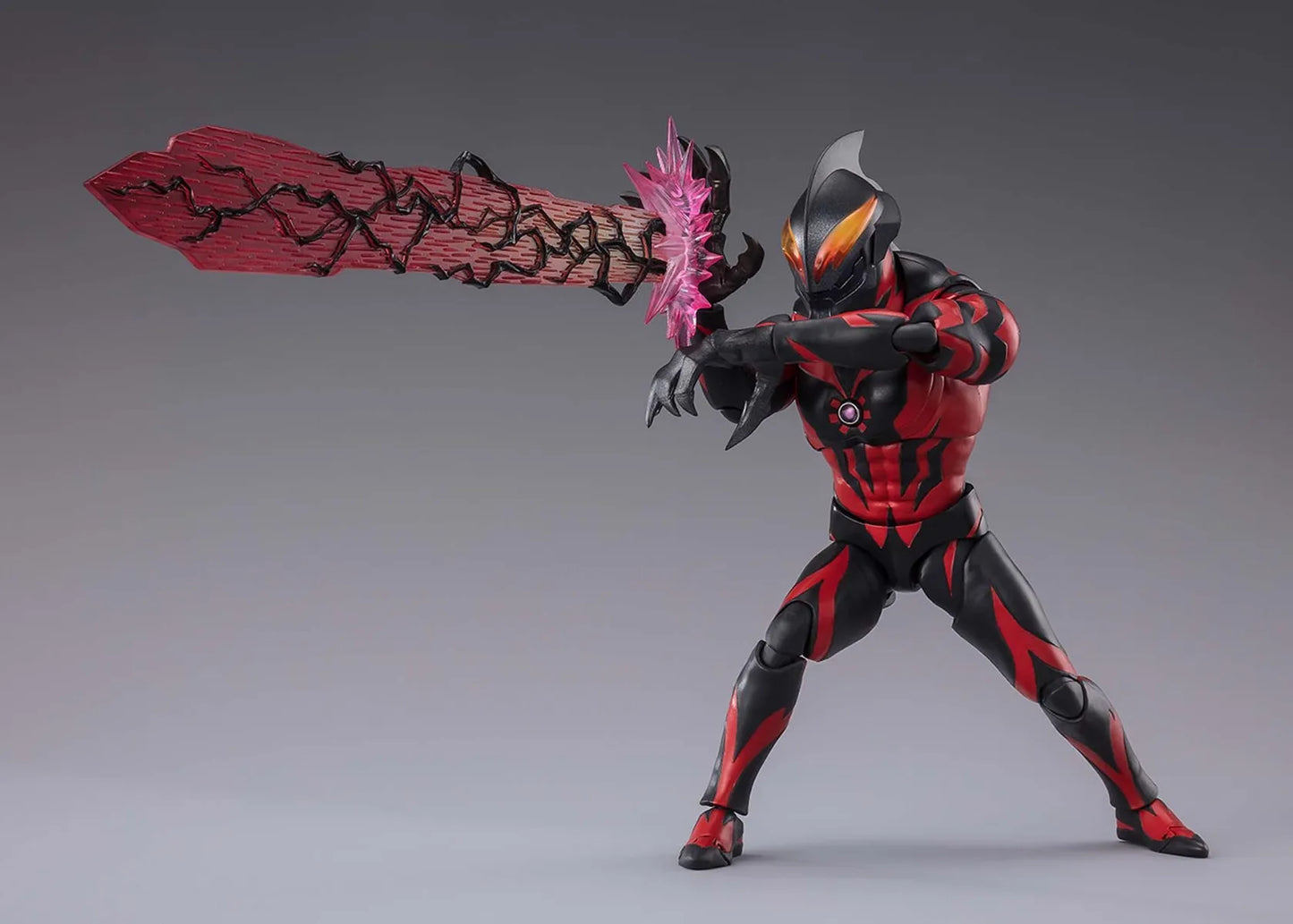 TMega Monster Battle: Ultra Galaxy Legends S.H.Figuarts Ultraman Belial (Darkness Heels Ver.) Action Figure