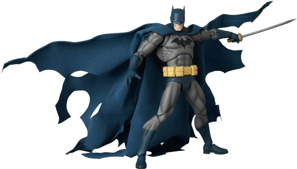 Pre-Order - Batman: Hush MAFEX No.295 Batman (Damage Ver.) Action Figure