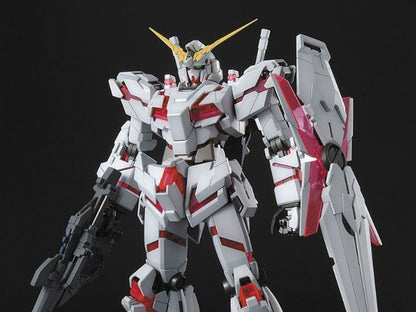 Mobile Suit Gundam Unicorn MG RX-0 Unicorn Gundam 1/100 Scale Model Kit