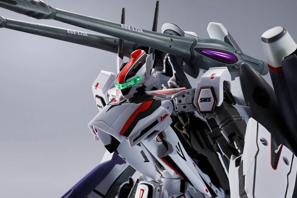 PRE-ORDER - Macross Frontier: The False Songstress DX Chogokin VF-25F Tornado Messiah Valkyrie (Alto Saotome Machine Revival Ver.)