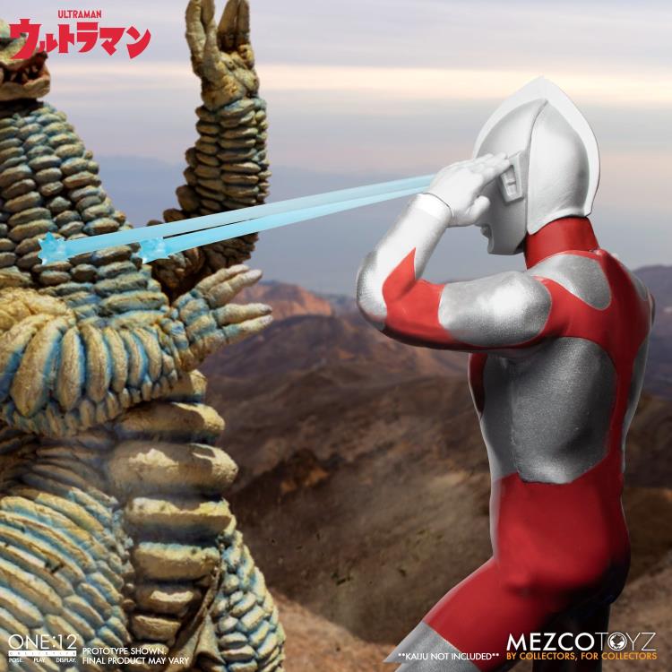 Ultraman One:12 Collective Ultraman Figure