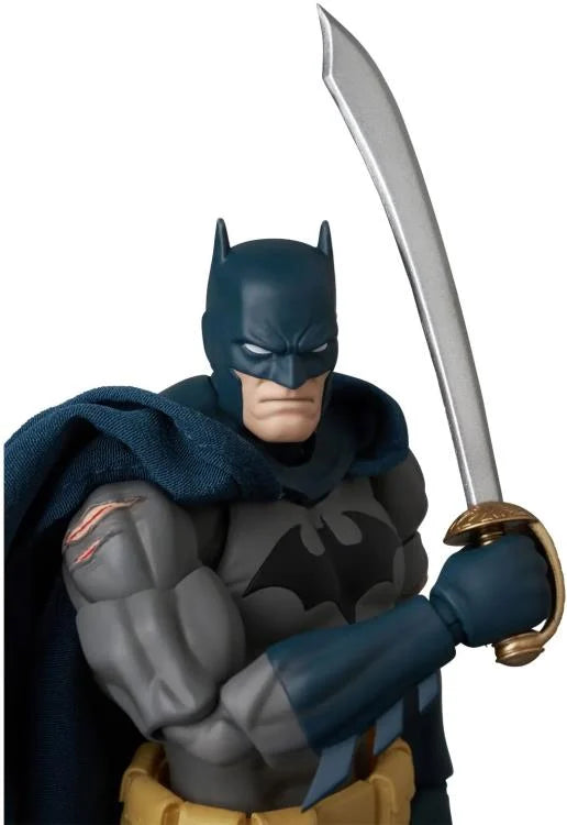 Pre-Order - Batman: Hush MAFEX No.295 Batman (Damage Ver.) Action Figure