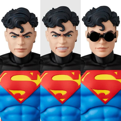 PRE-ORDER - The Return of Superman MAFEX No.232 Superboy