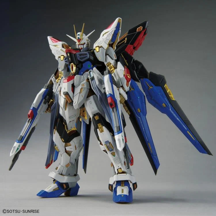 Mobile Suit Gundam SEED Destiny MGEX Strike Freedom Gundam 1/100 Scale Model Kit