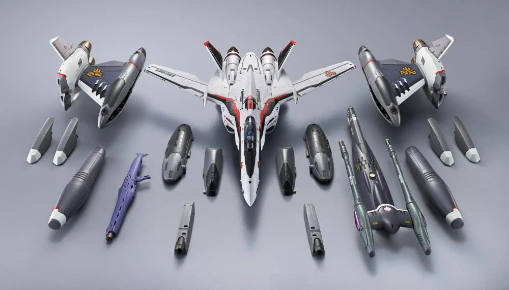 PRE-ORDER - Macross Frontier: The False Songstress DX Chogokin VF-25F Tornado Messiah Valkyrie (Alto Saotome Machine Revival Ver.)