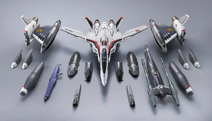 PRE-ORDER - Macross Frontier: The False Songstress DX Chogokin VF-25F Tornado Messiah Valkyrie (Alto Saotome Machine Revival Ver.)