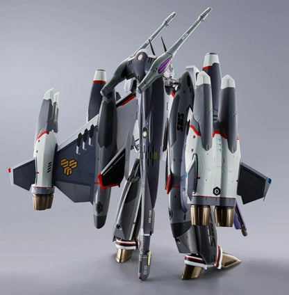 PRE-ORDER - Macross Frontier: The False Songstress DX Chogokin VF-25F Tornado Messiah Valkyrie (Alto Saotome Machine Revival Ver.)