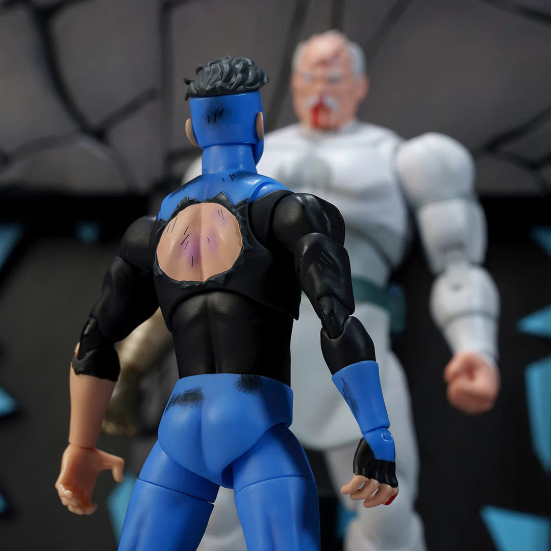 Invincible 1/12 Scale Action Figure Battle Damged Deluxe Exclusive SDCC 2026